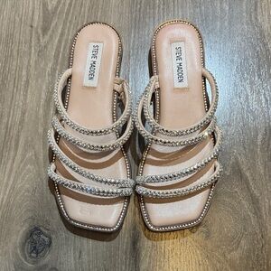 Steve Madden Women's Cream and Silver Strappy Sandals- Like New